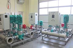 Pump stations and pumps