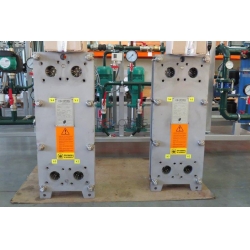 Plate heat exchanger THERMAKS PTA GL13 food grade with stainless steel frame